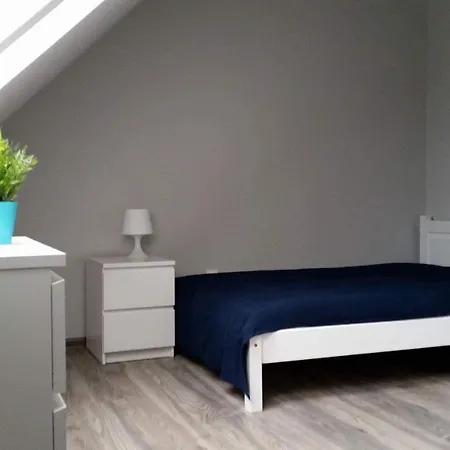 Zmiana Klimatu بيت للعطل *